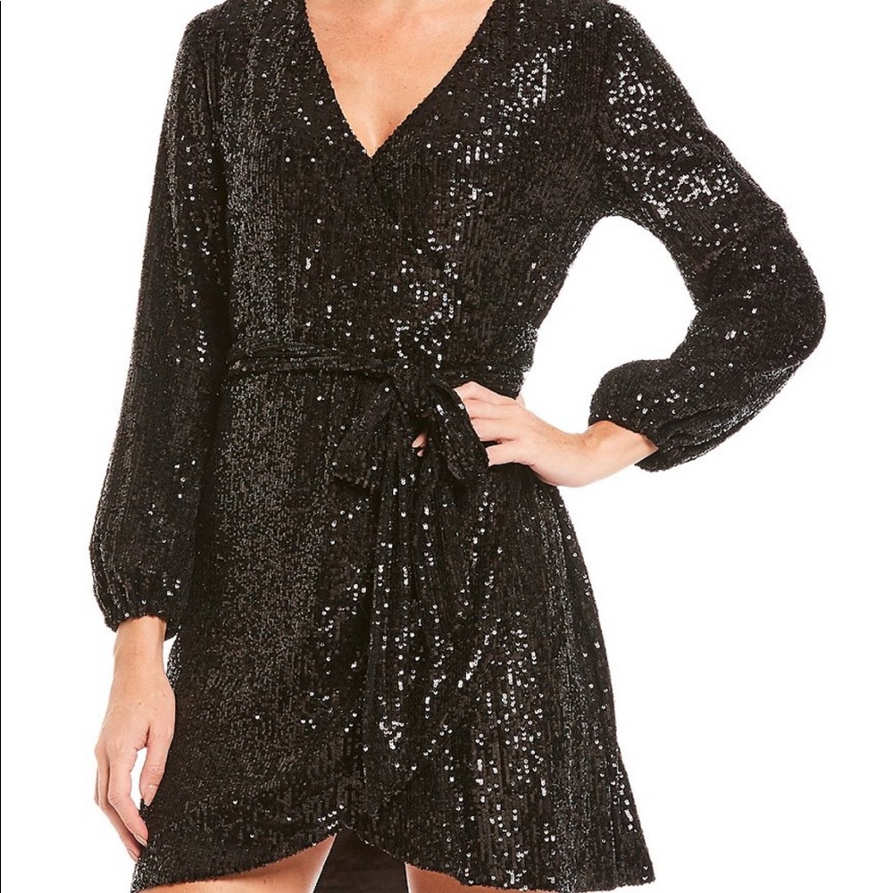 NWT BURGUNDY Gianni Bini Sequin Wrap Dress Medium
